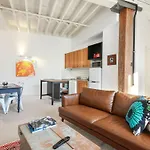 Spacious 1 Bedroom Apartment In Teneriffe Brisbane