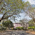 Comfy Studio Near Gabba With Secure Parking