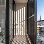 Perfect Location Apt W Roof Top Pool Gym