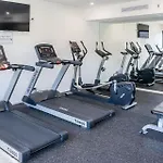 Hanlon Park Escape 250M To Stones Corner Village