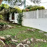 Comfortable Holiday Home Bne