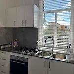 Cozyhomes Woolloongabba Comforts