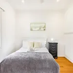 Great Value 3Beds Cozy Home Near Cbd Stadium Bus