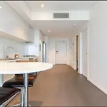 Private Room In Shared Apartment In Brisbane City
