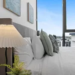 Capri Apartments - Free Secure Parking