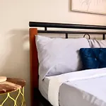 City Backpackers Hq