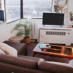 Riverview Cbd Apartment Level 22