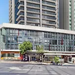 Prime Location City View Meriton Soleil Suite