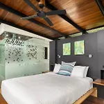Inner City Haven Enviro-Luxury - With Free Parking