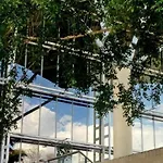 Saphire Resort