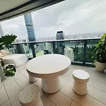 The Gemini - Queens Wharf Residence - 3Bd Luxury Apartment & Carpark