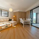 Lux 18Th Floor 2Br 2Bath, River View, Pool, Spa, Sauna, Gym, Wifi,