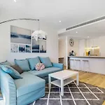 Fv Dream 2 Bed Apt+ Pool+ Free Parking Qfv211-1601