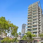 Quattro On Astor Apartments Brisbane By Restt