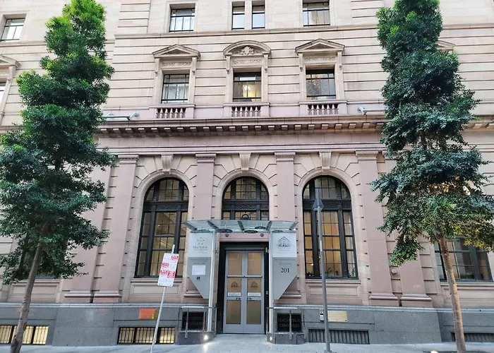 Macarthur Chambers