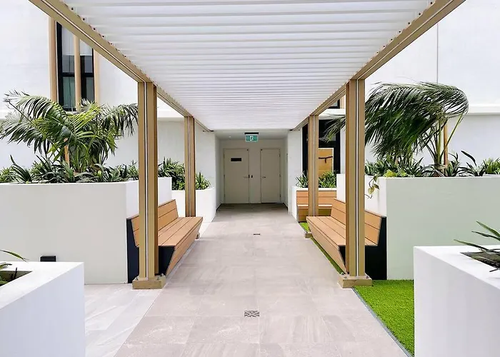 Chermside Deluxe 3 Bedroom Brand New Apartment
