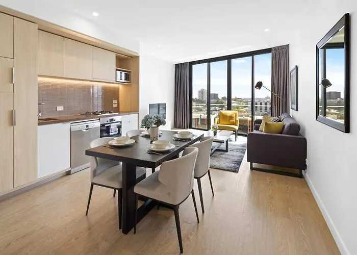 Cassa Emporium - City-View Apartments Managed By The Cassa