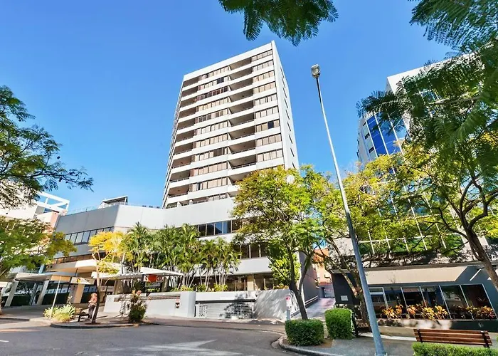 Amazing Astor Apartment ~ 5 Mins Brisbane Cbd
