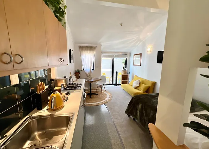 Self Contained Haven In New Farm
