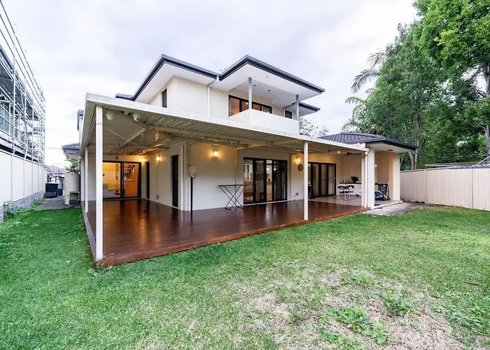 Spacious 5Br 3Ba Home W Parking And Yard In Sunnybank - S4
