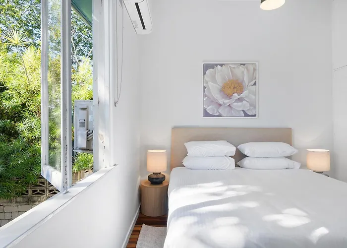 Bright 3-Bed With Garden By Banks Street Reserve