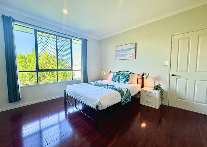 Cozy Share Suite In Coopers Plains - Double Room With Private Bathroom