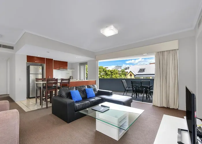 The Hub Apartments
