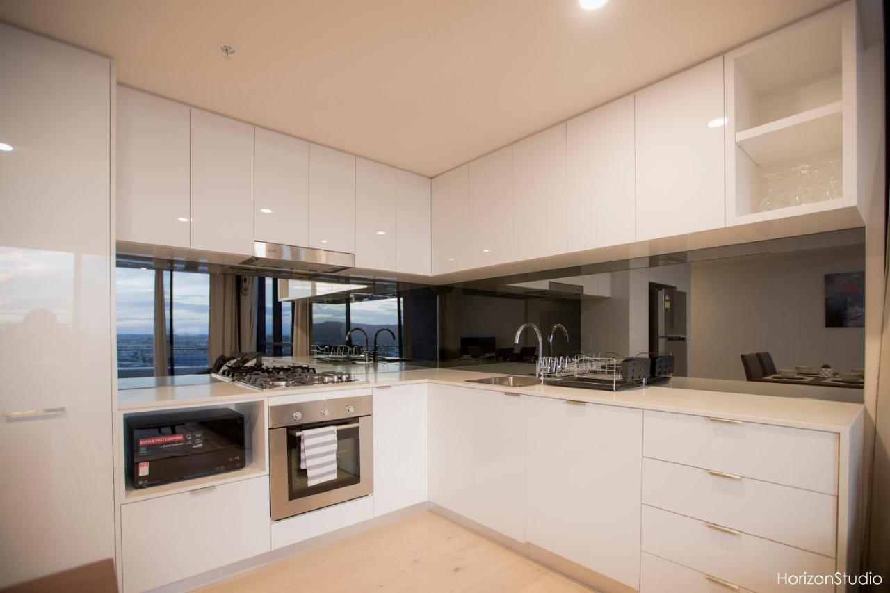 Apartment Airtrip On Merivale Street