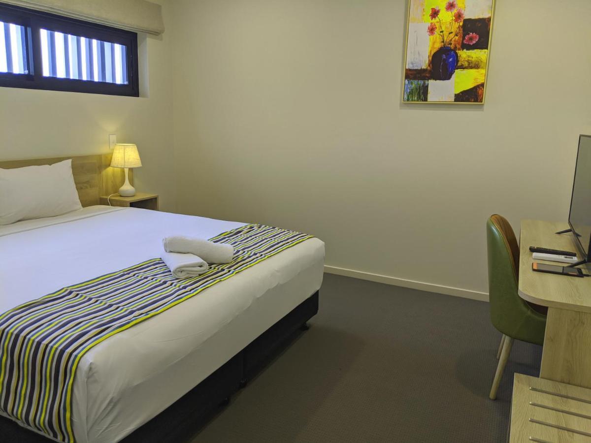 Aparthotel The Windsor, & Brisbane