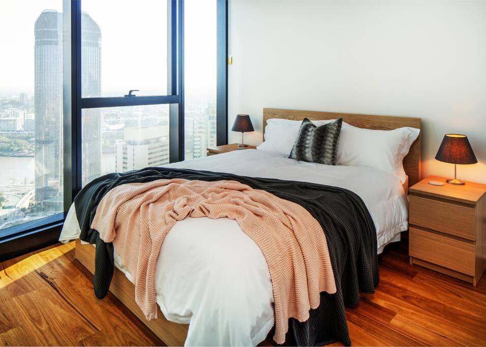 Centre With Glorious Views & Pool Apartamento Brisbane