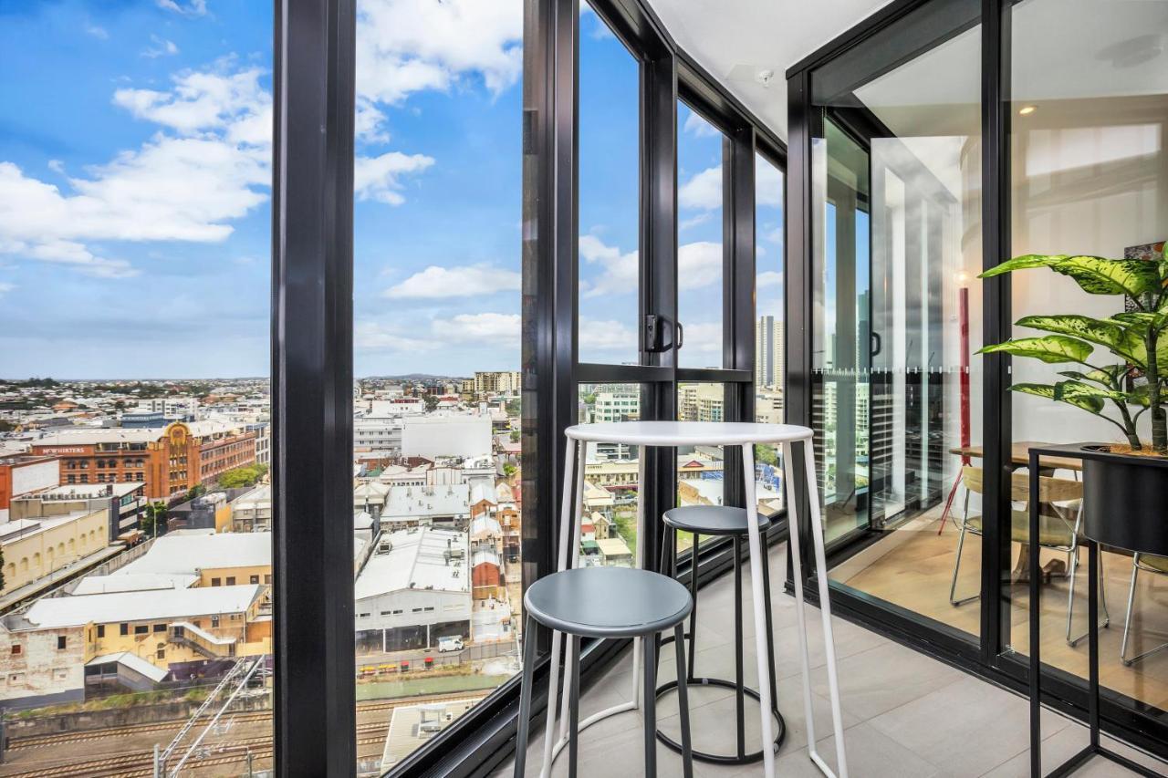 Kozyguru Fortitude Valley Designer Grade 2 Bed Free Parking Qfv179-1401 Apartment