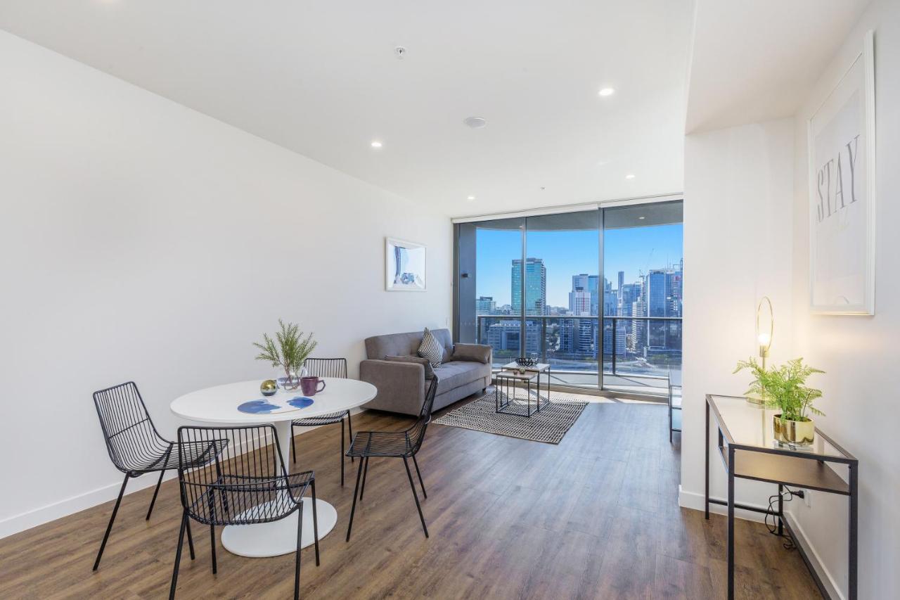 Kozyguru South Luxury River View 2 Bed + Free Parking Qsb038 * Brisbane