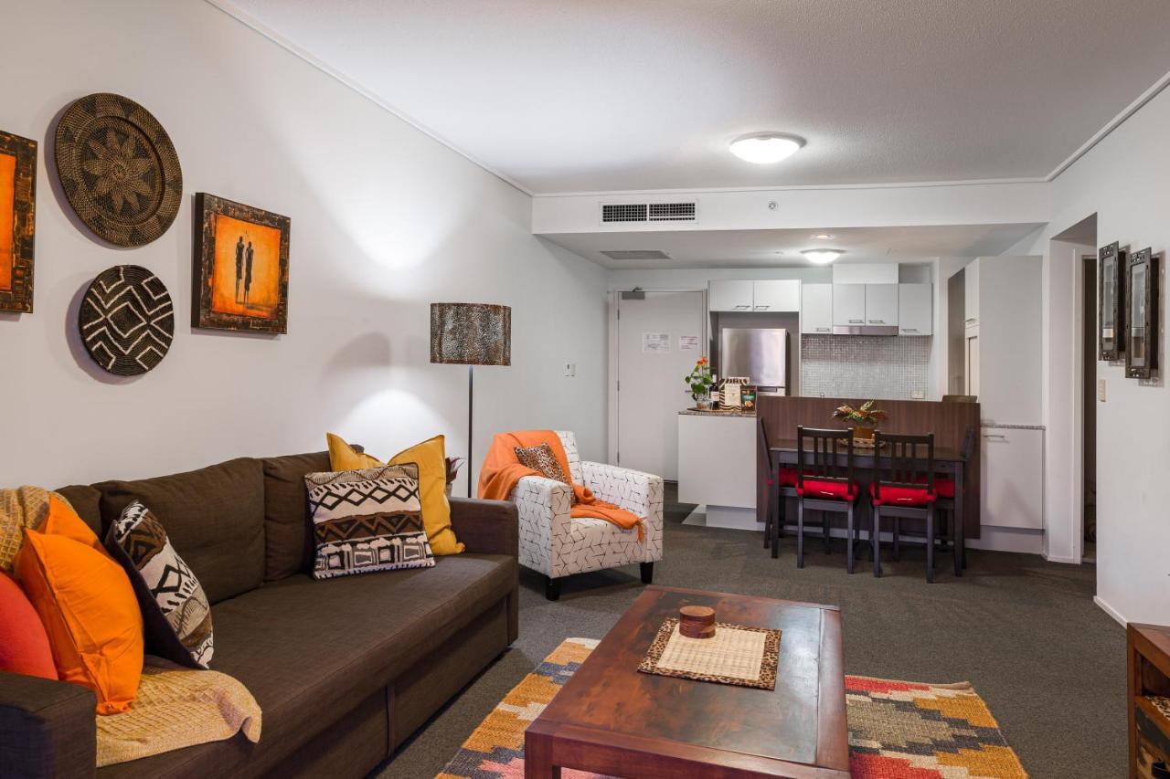 African Escape On Level 38 - Balcony With Views * Brisbane