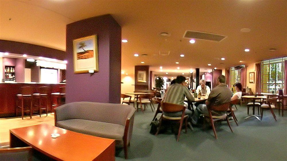 Aparthotel Adina Anzac Square 4*