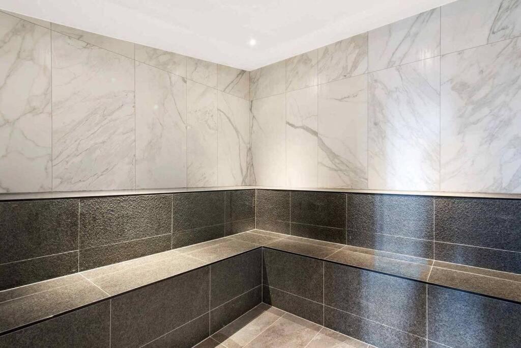 Apartment Lvl 59 Skytower Amazing Views Cbd Wifi Carpark By Stylish