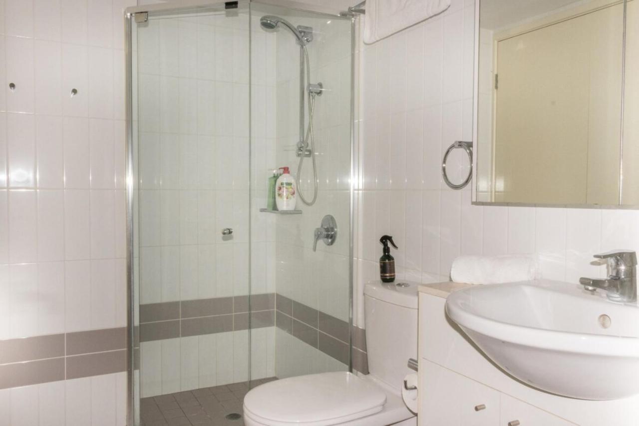 1 Bed Near Eagle Street Pensão