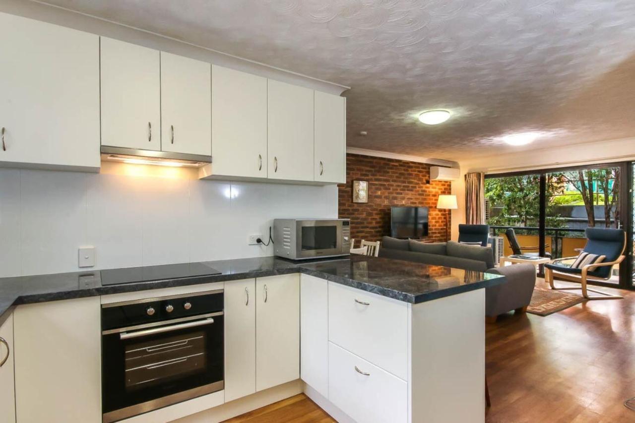 St Lucia 2 Bedroom Close To Uq And Citycat Apartment
