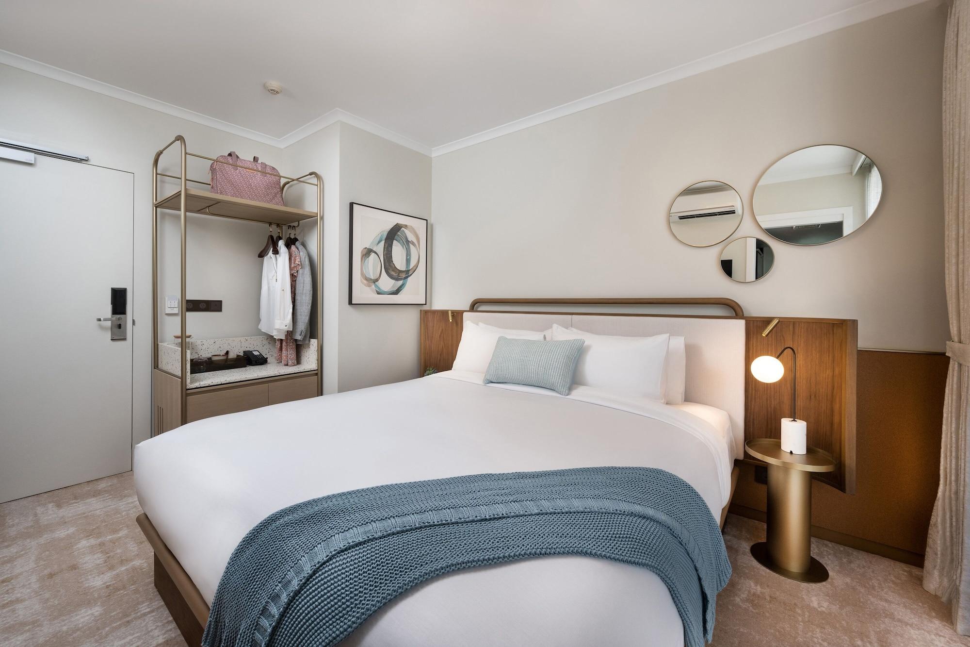 Mantra Terrace Hotel 4*