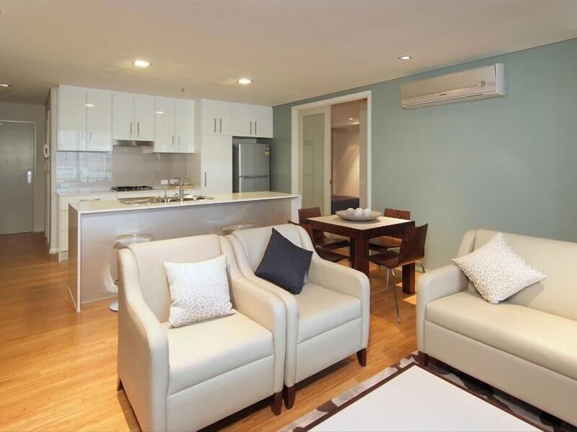 Aparthotel South 4*