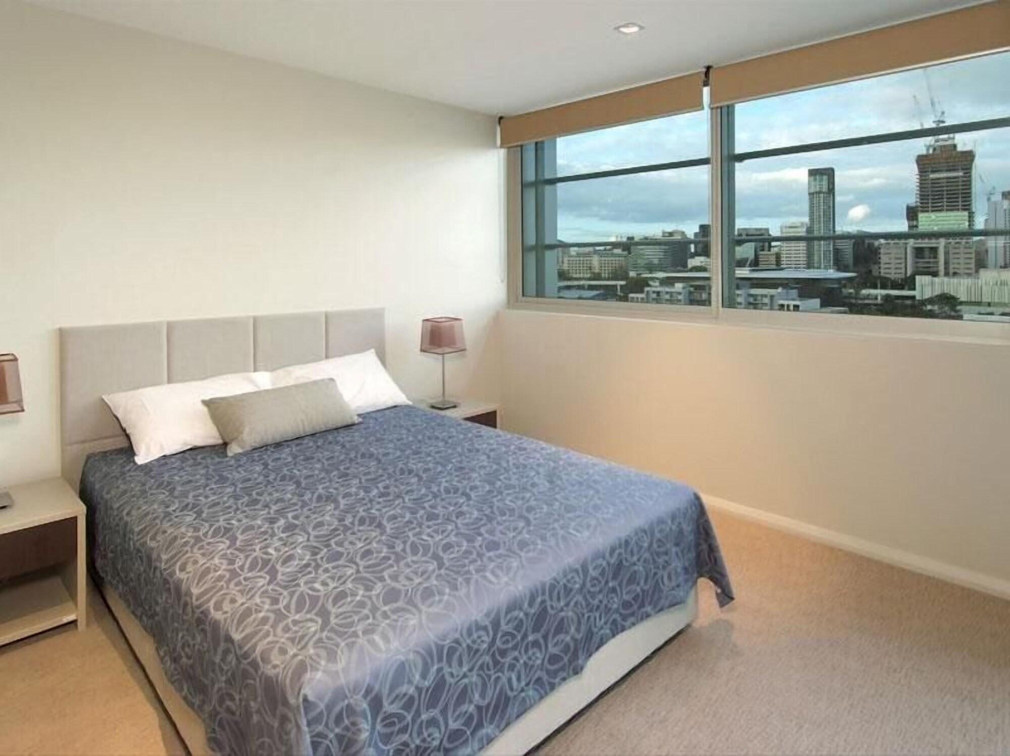 Aparthotel South 4*