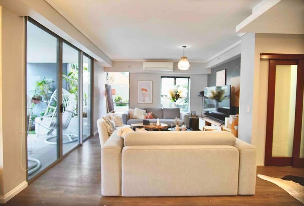 Apartment Pet Friendly St Johns 3 Bed 2 Bath 2 Carpark Cbd Brisbane