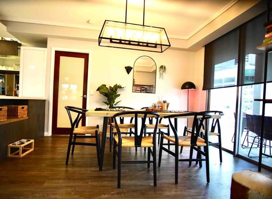 Apartment Pet Friendly St Johns 3 Bed 2 Bath 2 Carpark Cbd