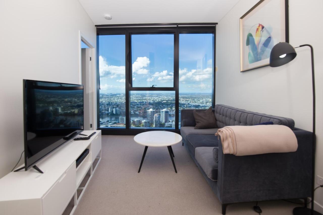 Luxury Living In A 2-bedroom Perfect Apartment *