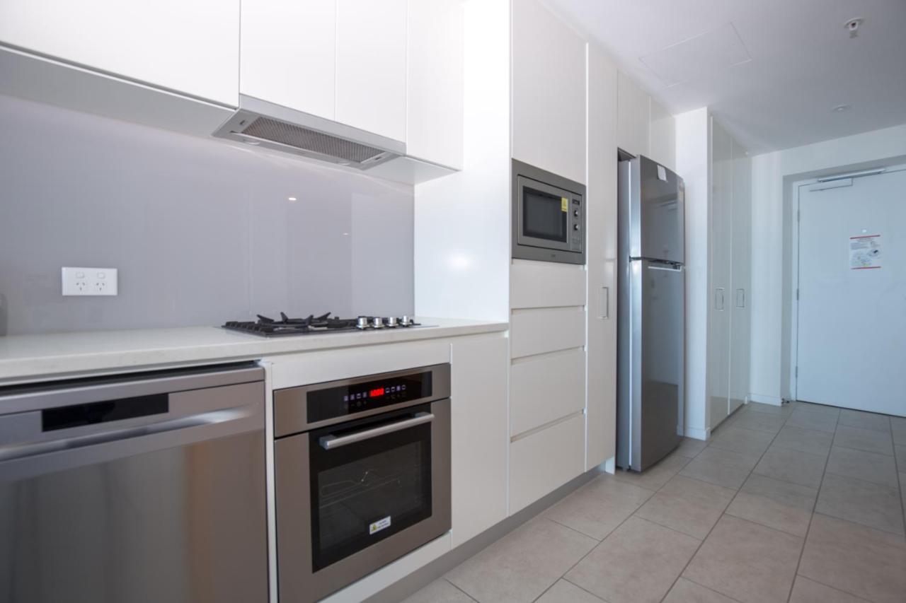 Apartment Luxury Living In A 2-bedroom Perfect *