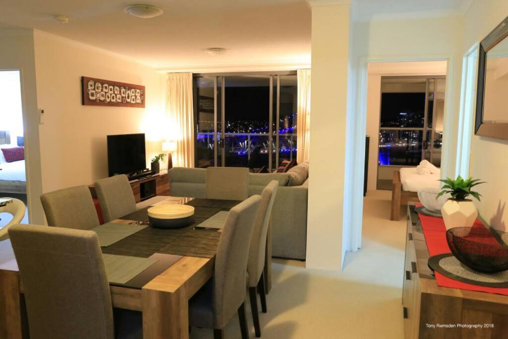 Bridge And River Views Apartamento