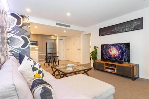 Inner 1 Bedroom With Rooftop Pool And Parking - Serain Residences Apartment *