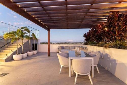 Inner 1 Bedroom With Rooftop Pool And Parking - Serain Residences Brisbane