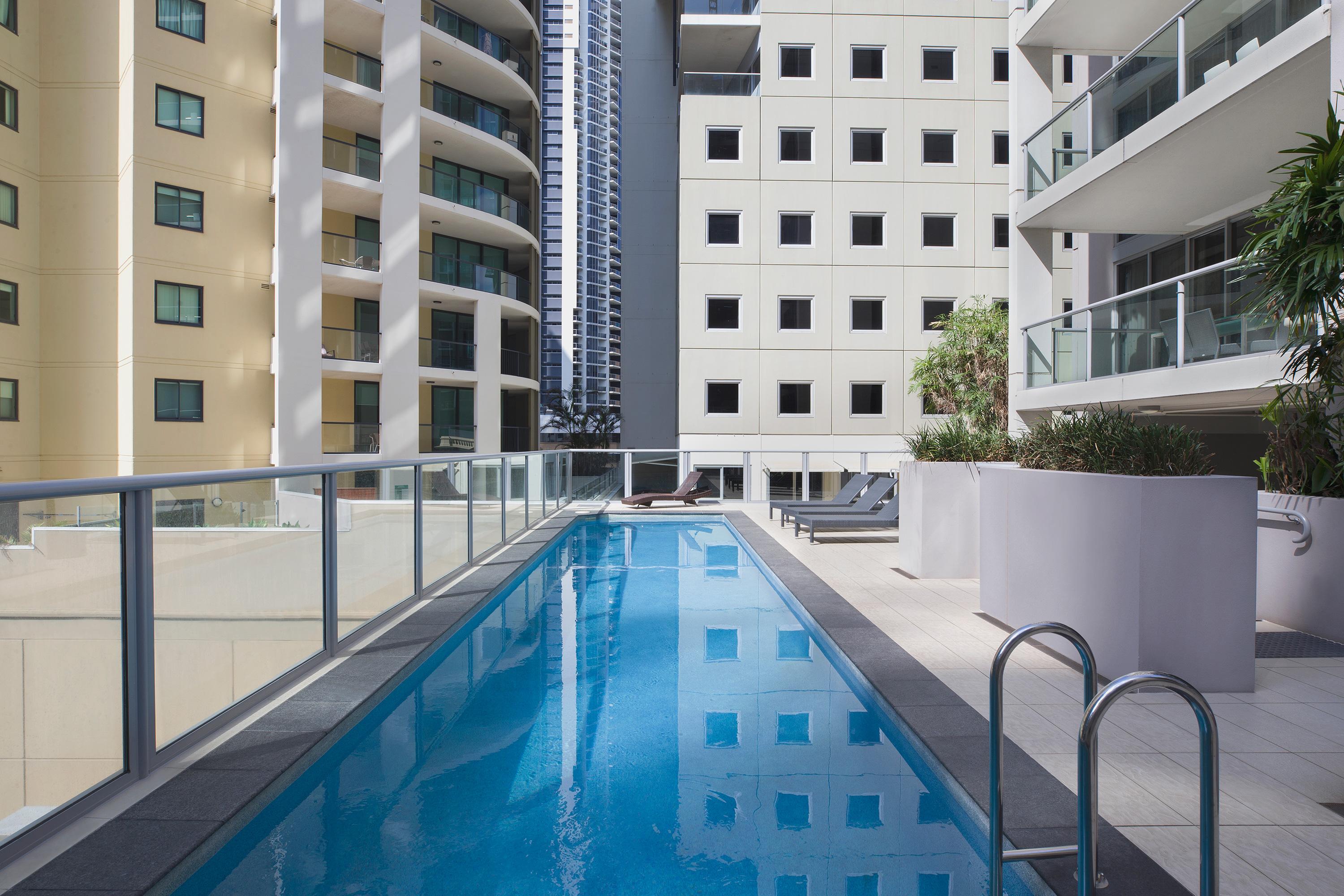 Aparthotel Mantra Midtown 4*