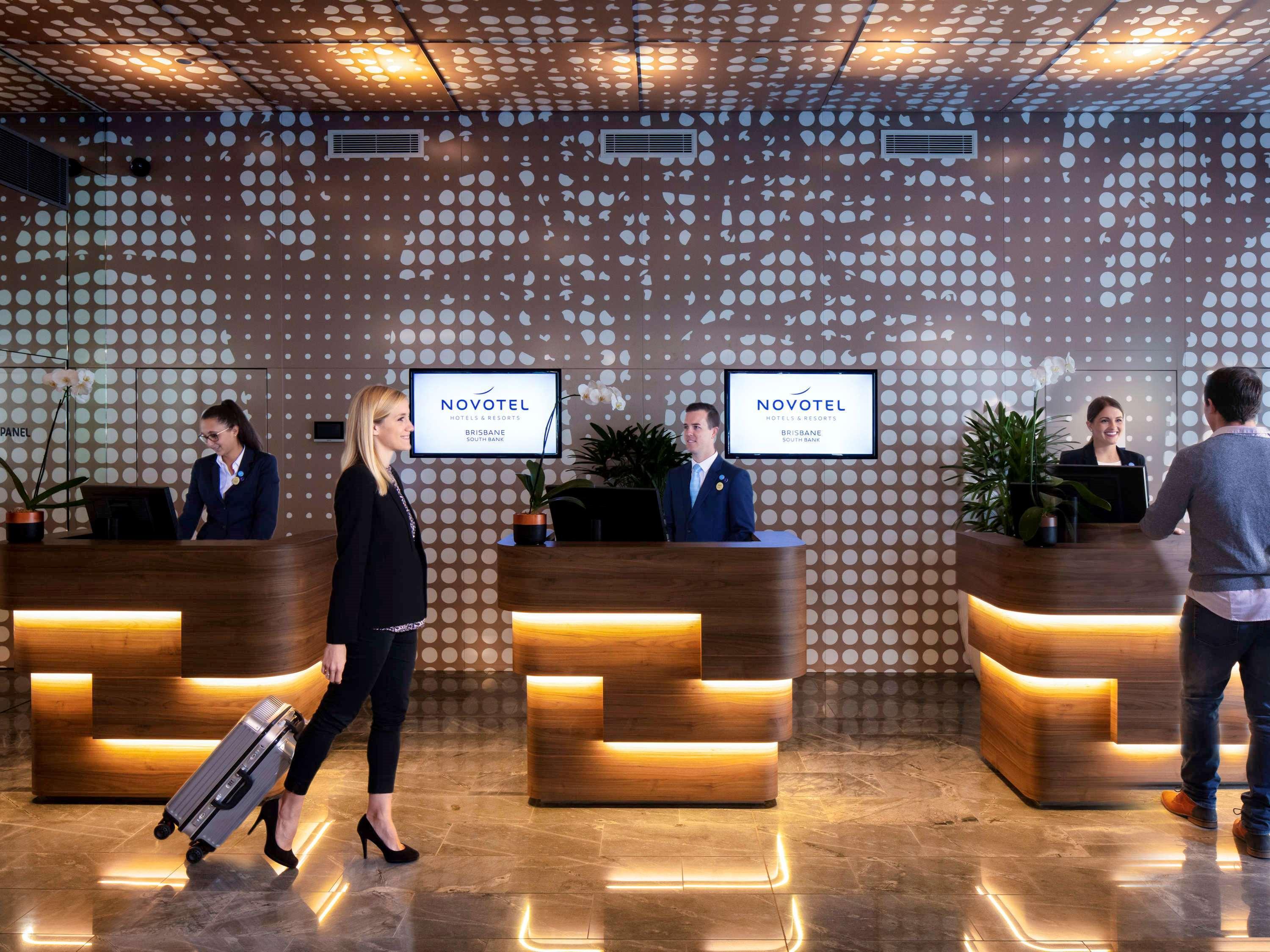 Novotel South Bank 4*