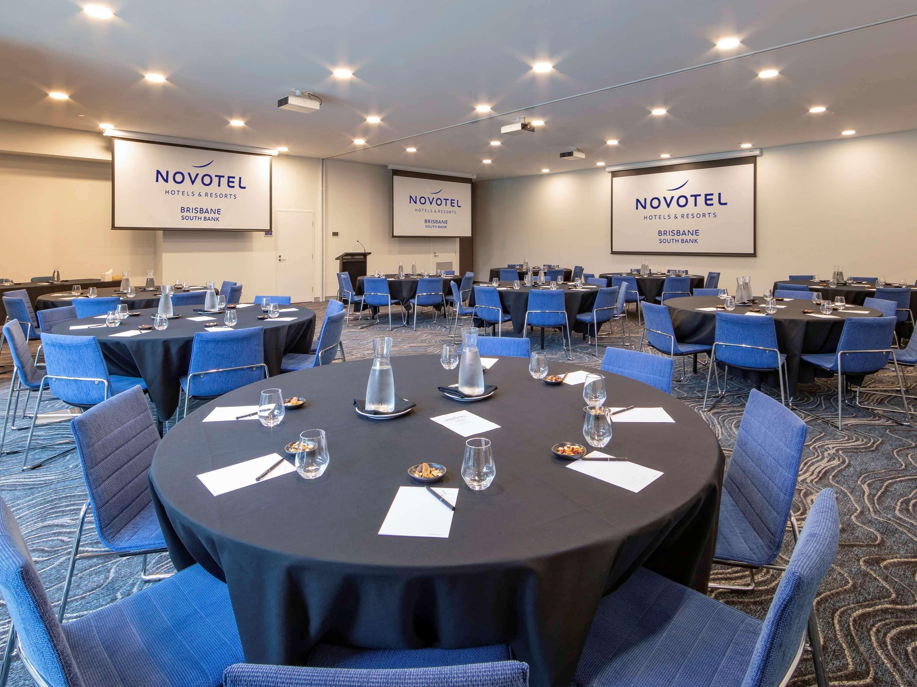 Novotel South Bank Hotel 4*